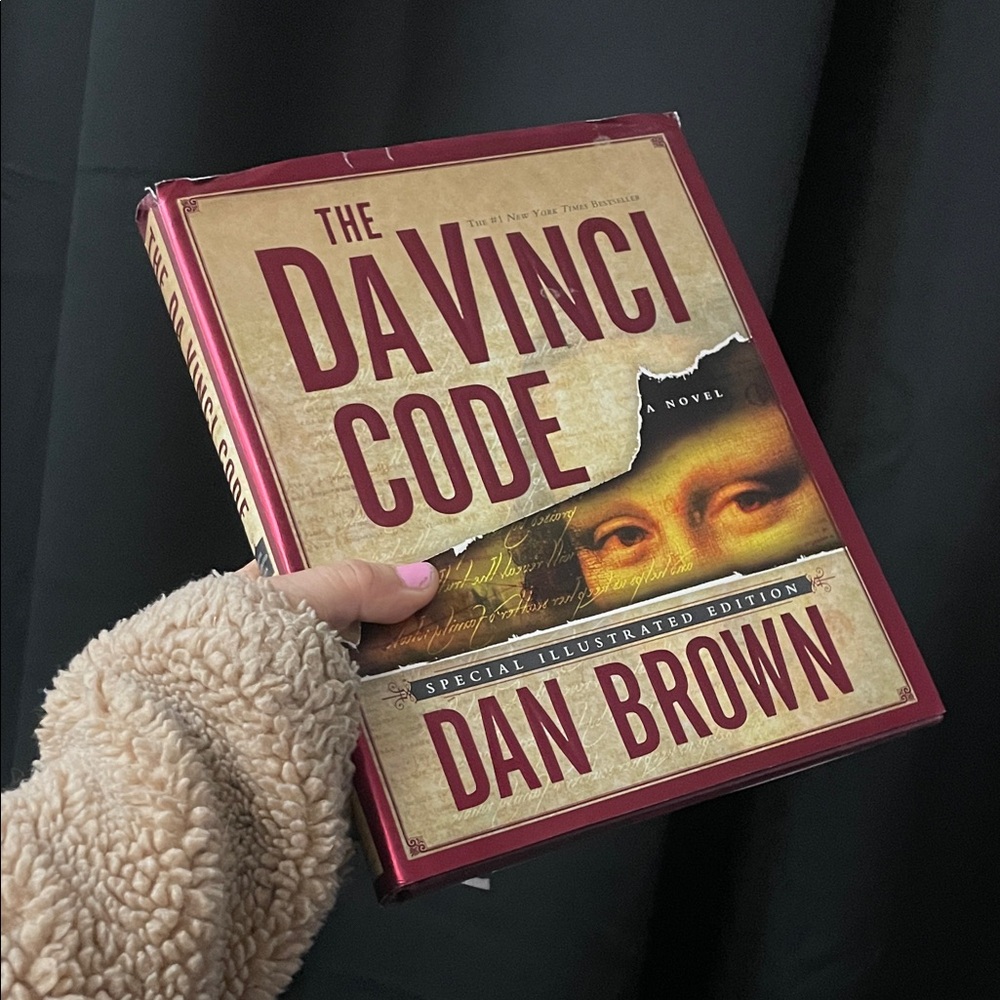 The Da Vinci Code Special Illustrated Edition Hardcover - Dan Brown - used book